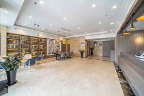Lobby - Geli Hotel (Shanghai Kangqiao Subway Station store, New International Expo Center ) (Shanghai)