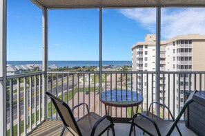 Unclassified image, 2 of 39, button