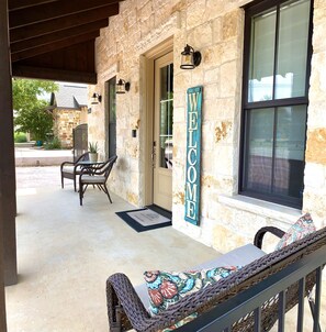 Exterior detail - Gorgeous 2 bedroom Casita on the Guadalupe River walking distance from Gruene. (New Braunfels)