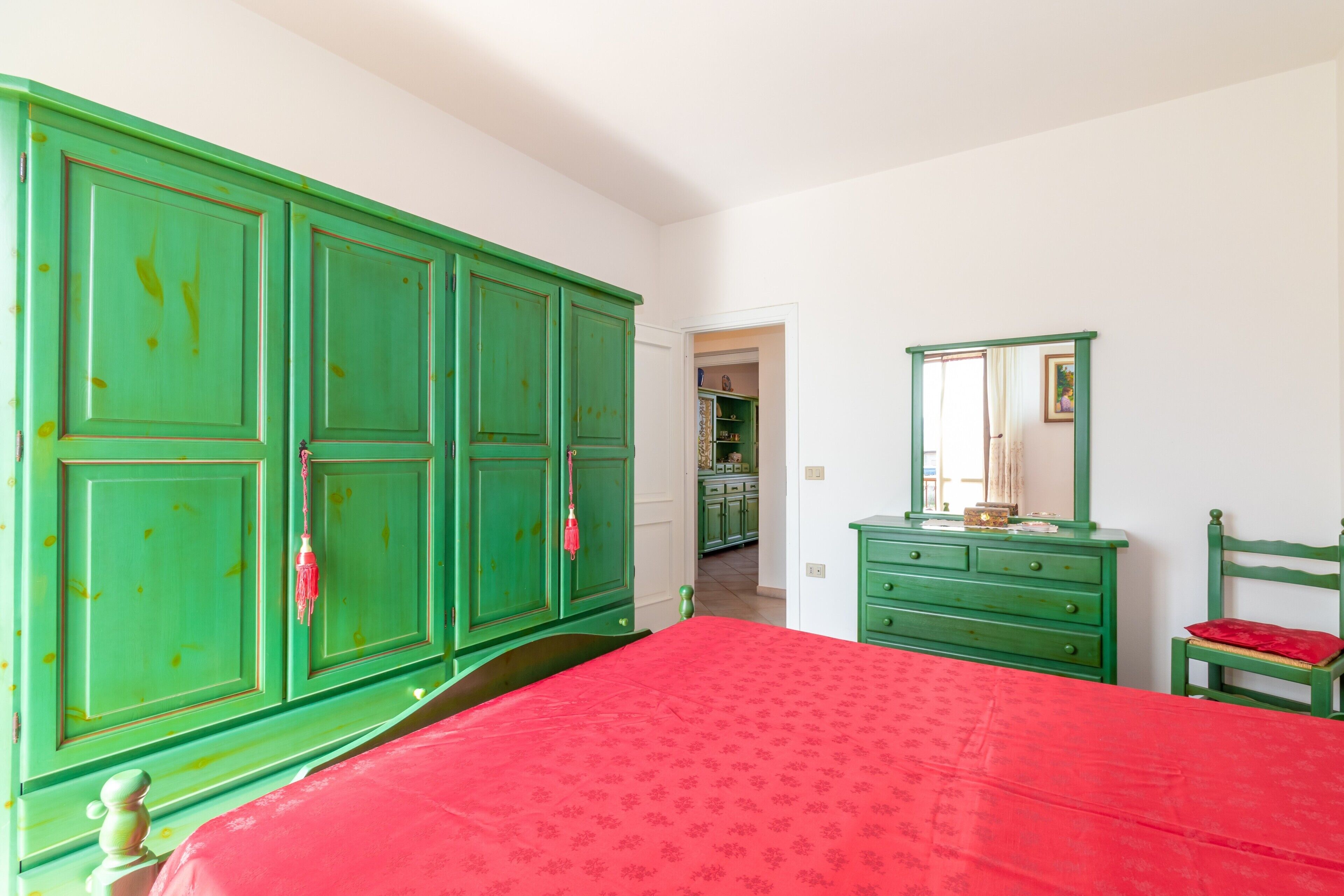 2 habitaciones, tabla de planchar con plancha y wifi gratis 