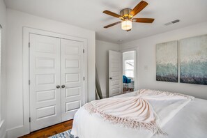 1 bedroom, iron/ironing board, free WiFi, bed sheets - Universal Apartment @EADO - 5 km from FIFA Fest (Houston)