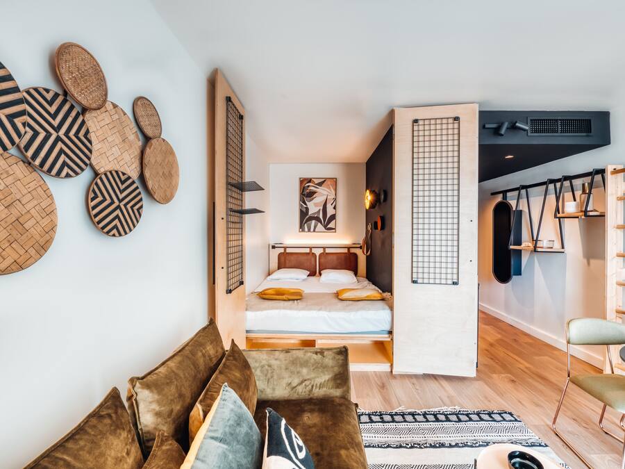 Studio Suite, 1 Queen Bed, Kitchenette | Memory-foam beds, individually decorated, individually furnished