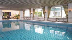 Utendørsbasseng