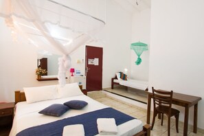 Room - Empyrean Hotel (Seeduwa - Katunayake)