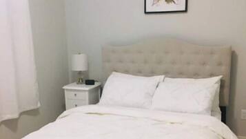 2 chambres, fer et planche à repasser, accès au Wi-Fi (inclus)
