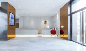 Lobby - JI Hotel (Xiamen Zhongshan Road Pedestrian Street Zhenhai Road Metro Station) (Xiamen)