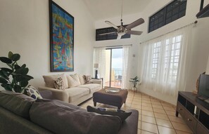TV, offices - 2 Bedroom Beachfront Penthouse (CB250) (Humacao)