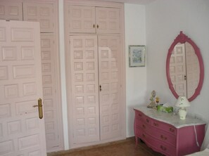 Interior - Villa Bernia with pool for 3 villa, s (Jalon)