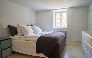1 bedroom, desk, iron/ironing board, travel cot