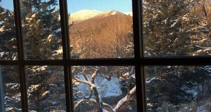 Luxurious Vermont home minutes from Sugarbush Resort