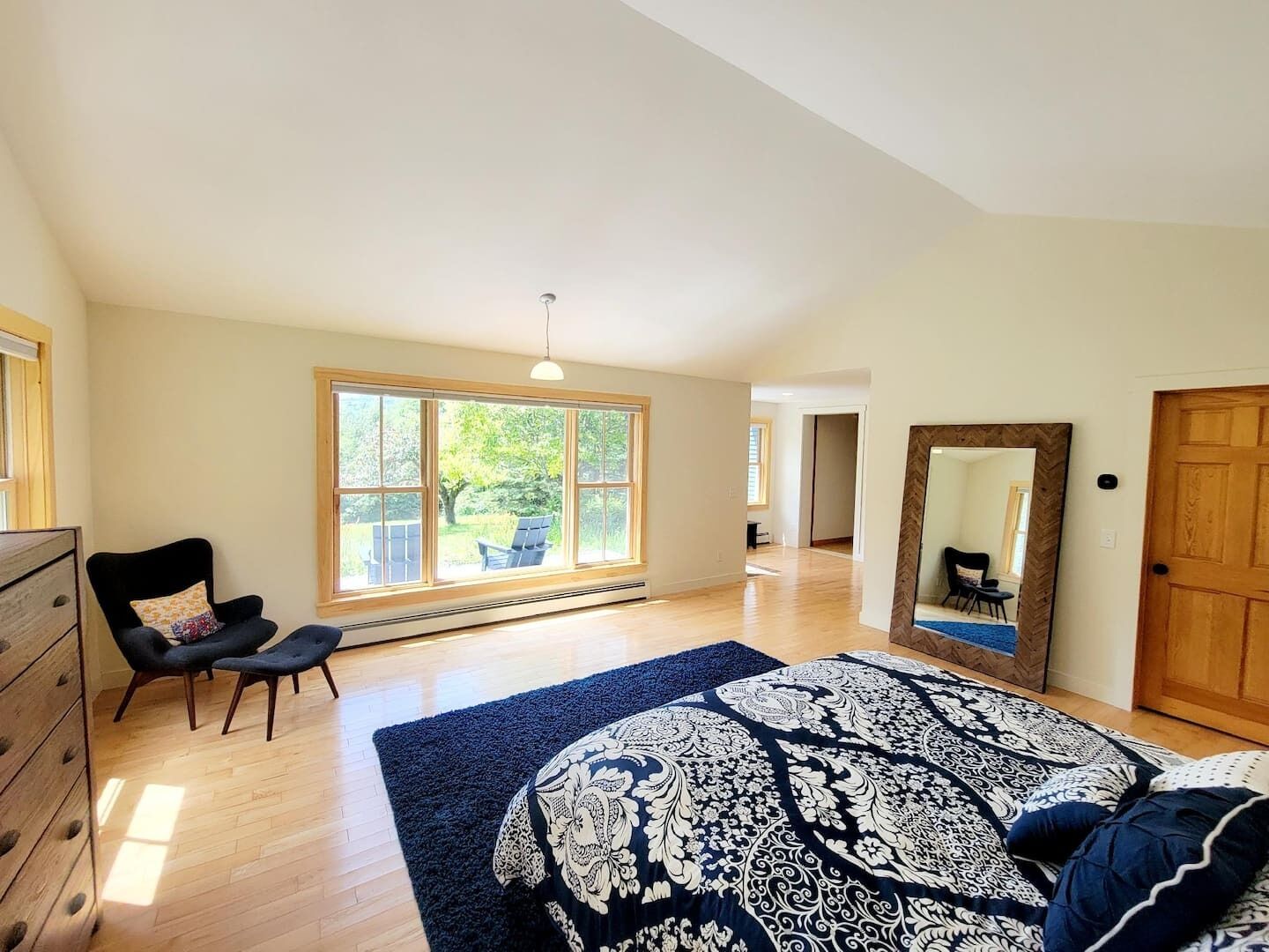 5 soverom, wi-fi (inkludert) og sengetøy