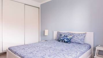 1 chambre, bureau, fer et planche Ă repasser, Wi-Fi
