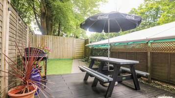 Cottage | Outdoor dining