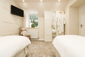 Cottage | Interior - Robin's Nest at The Shire Inn (Camborne)