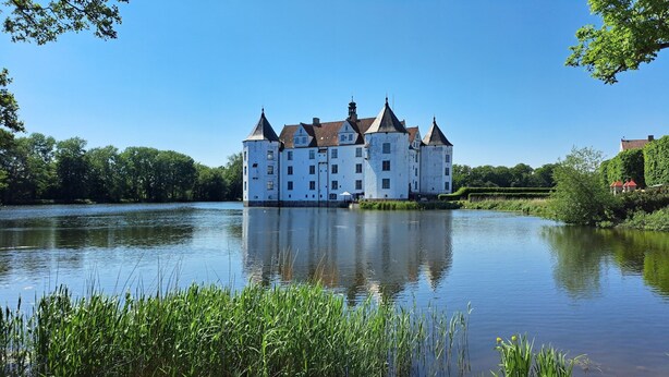 Esterni