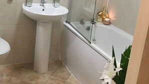 Bathroom - Quantum (Manchester)