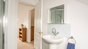 Småhus | Bad | Dusj