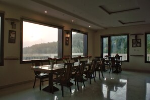 Restaurant - Pine Queen by Tavisha (Tehri)