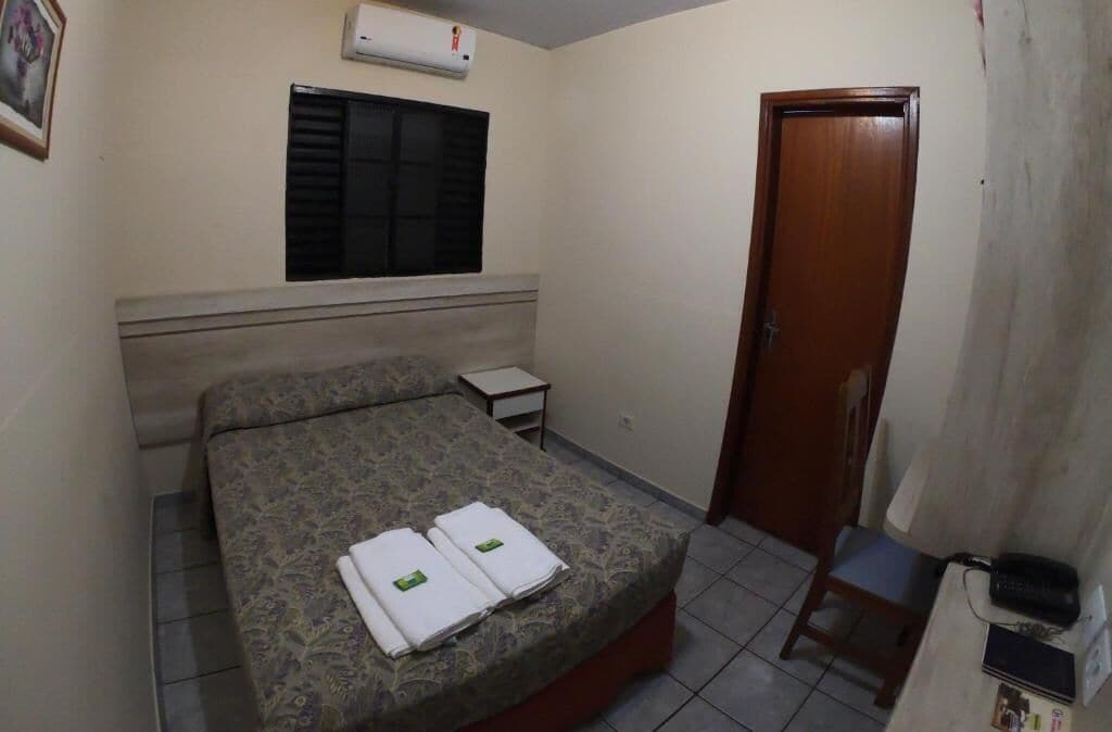 standard twin room | 1 bedroom, desk, laptop workspace, free wifi