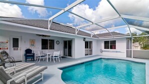 Villa, 4 Bedrooms | Pool | Outdoor pool - Villa Cove - 168 Shady Oak by Fairytale VR (Davenport)