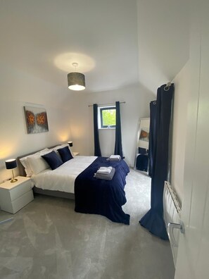 2 Schlafzimmer, Bügeleisen/Bügelbrett, WLAN, Bettwäsche