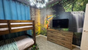 Villa, 6 Bedrooms | 6 bedrooms, individually decorated, individually furnished, bed sheets - Villa Tropics by Fairytale VR (Davenport)