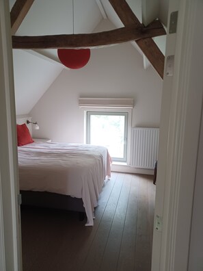 2 bedrooms