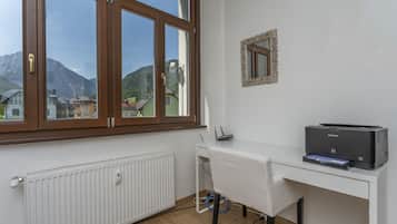 Appartamento | Biancheria da letto ipoallergenica, ferro/asse da stiro
