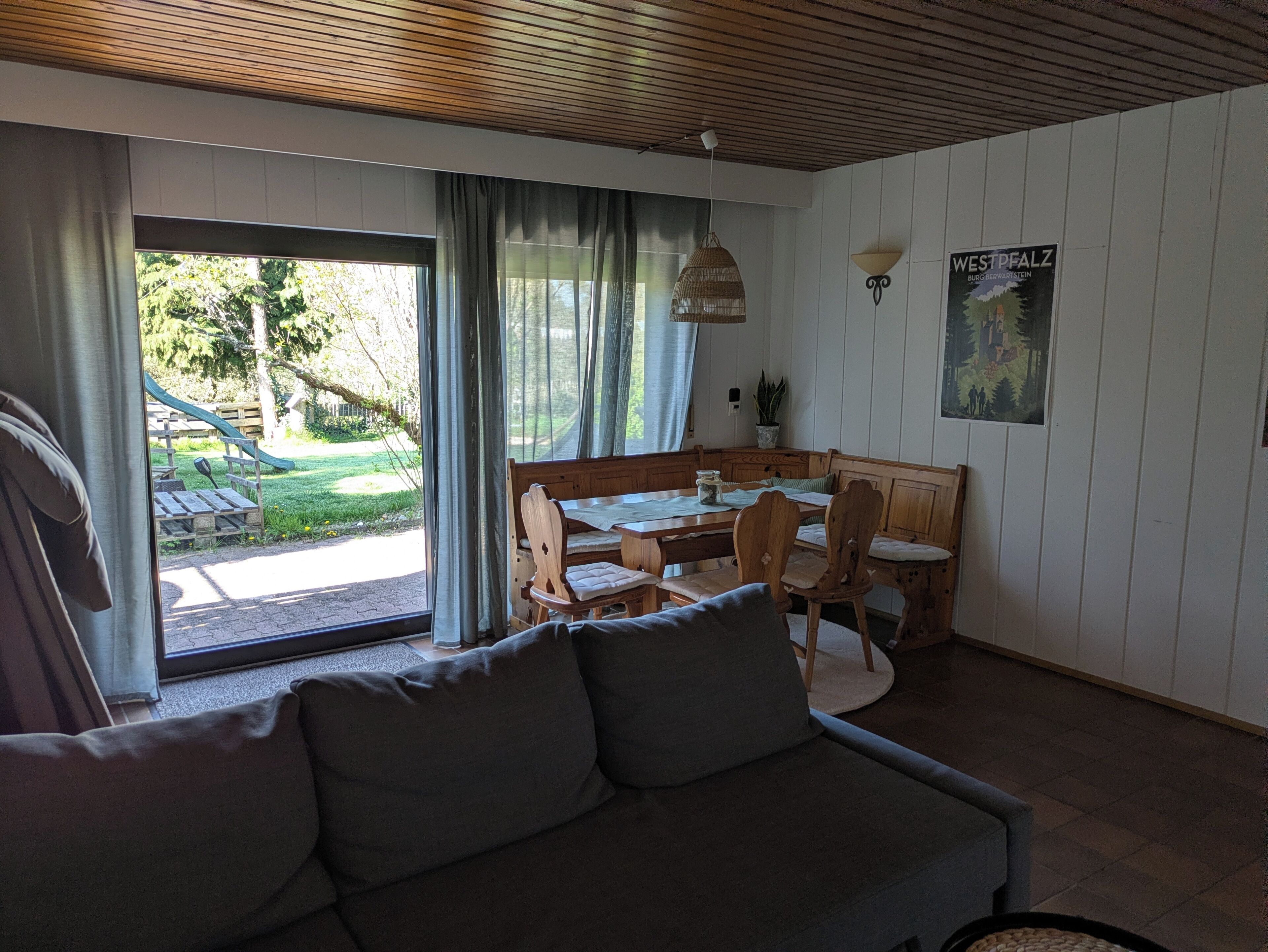 Smart-TV, Videospiele, Bücher