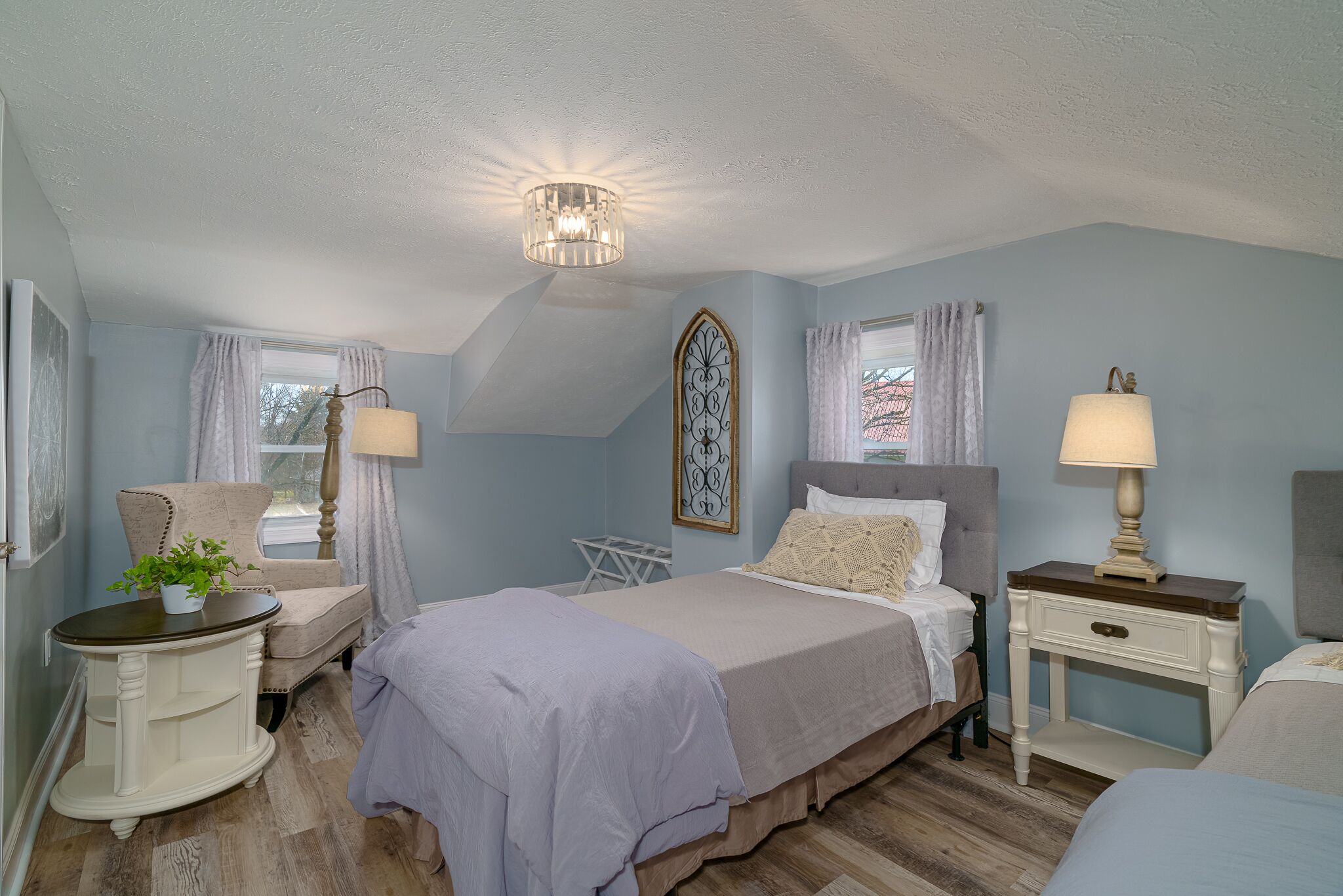 2 bedrooms, iron/ironing board, travel crib, free WiFi