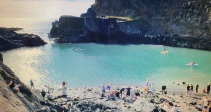 Snug Chalet, Ideal for Families in Sunny Pembrokeshire
close to Newgale Beach