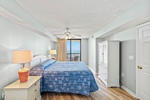 4 bedrooms, WiFi, bed sheets