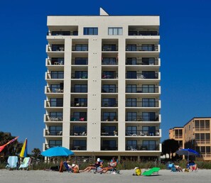 Exterior - Upscale 4th floor, 3-bed, 3-bath oceanfront condo | Crescent Tower II - 407 (North Myrtle Beach)