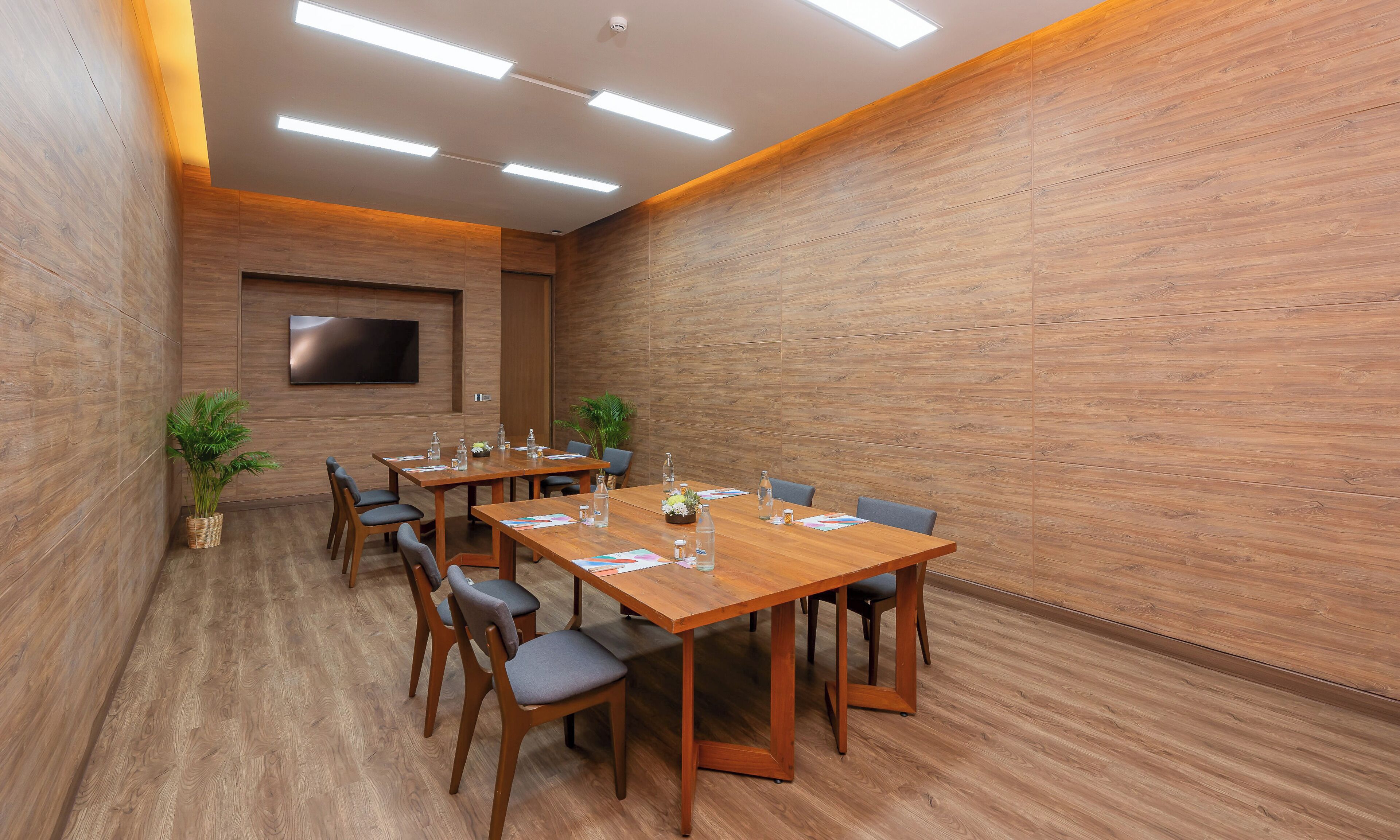 Meeting facility