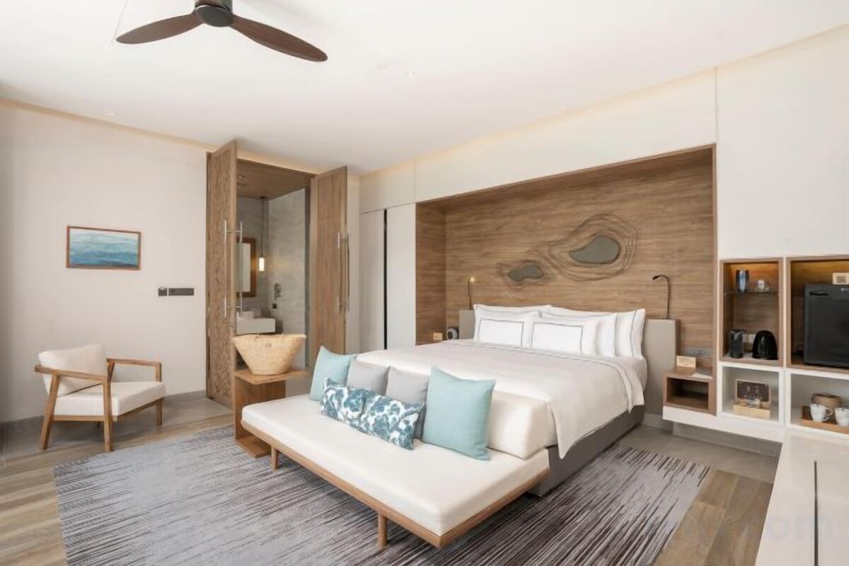 1 habitación, ropa de cama hipoalergénica y minibar