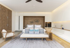 1 bedroom, hypo-allergenic bedding, minibar, in-room safe