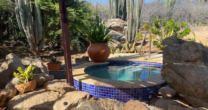 Cozy studio apartment with private spa