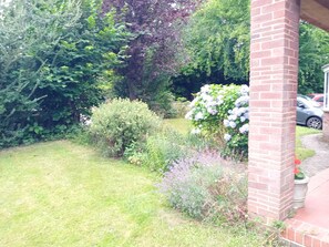 Superior Apartment, Private Bathroom, Garden View | Garden