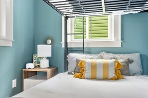 3 bedrooms, iron/ironing board, travel crib, WiFi