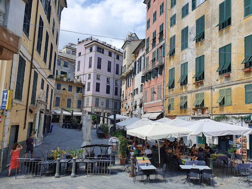 VERY COMFORTABLE APARTMENT GENOA HISTORIC CENTER