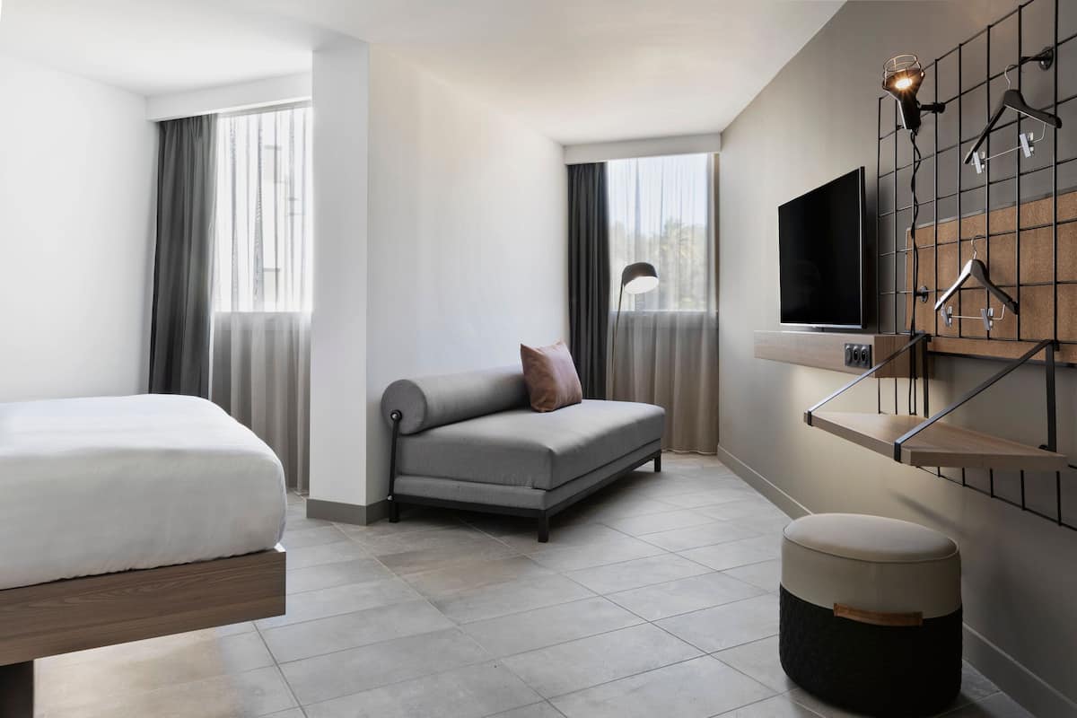 Room, 1 Queen Bed with Sofa bed, Non Smoking | Premium bedding, memory foam beds, laptop workspace, blackout drapes