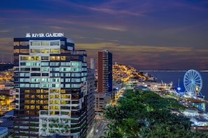 Exterior - River Garden Hotel & Suites (Guayaquil)