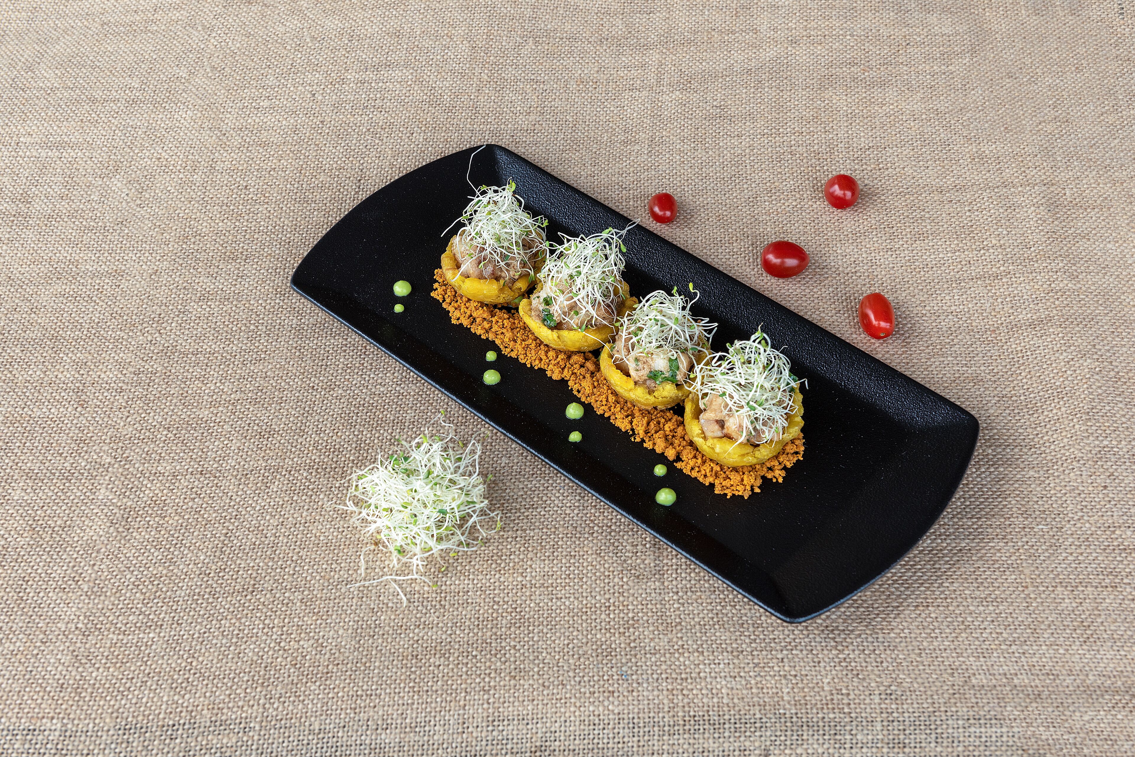 daily full breakfast (usd 12 per person)