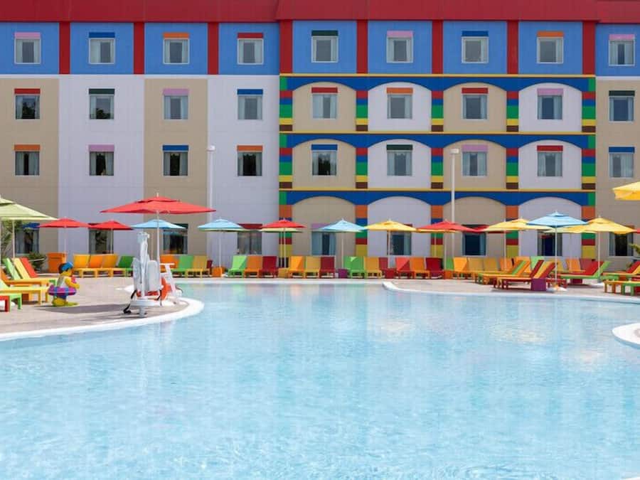 Seasonal outdoor pool, pool umbrellas, sun loungers