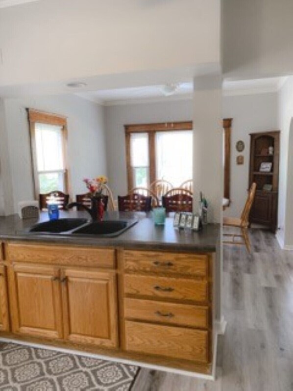 Interior - Beautiful and Cozy With 5 Bedrooms (Zion)