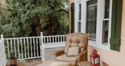 Beautiful and Cozy With 5 Bedrooms