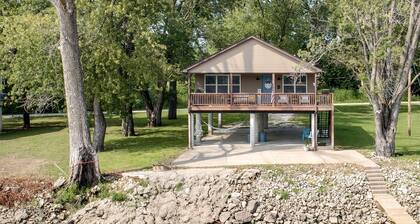 "Exclusive" River Cabin on Stilts