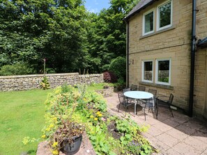 Cottage | Interior - Bridgedown House (Richmond)