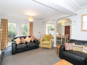 Cottage | Living room - Bridgedown House (Richmond)