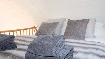 Cottage | 1 bedroom, individually decorated, individually furnished, free WiFi